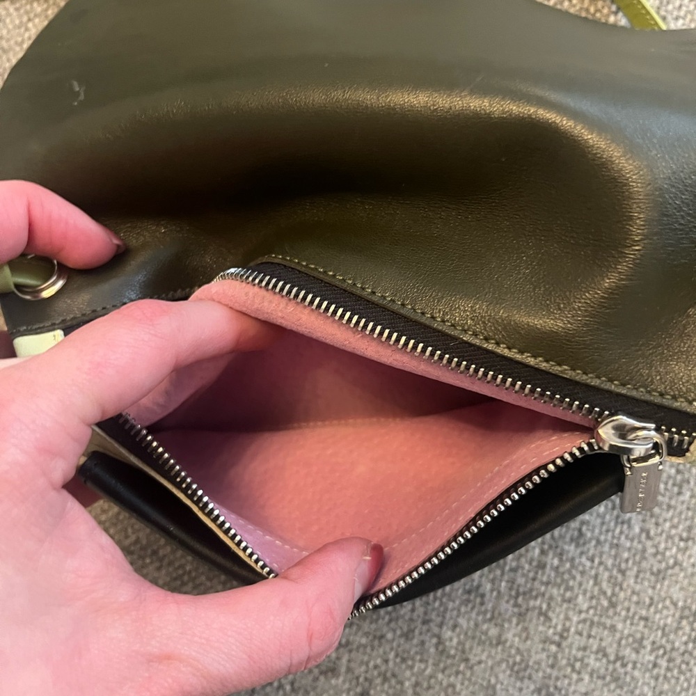 Leather crossbody - Picture 6 of 9